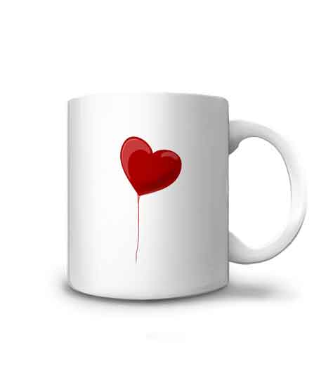Mug avec ballon en forme de cœur qui s'envole