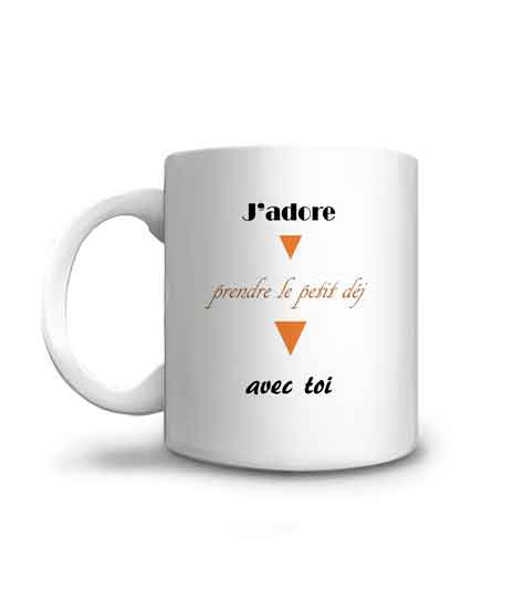 Voici un cadeau pas cher constitué d'un mug décoré avec la mention "J'adore prendre le petit dej avec toi
