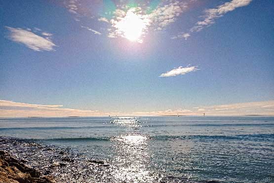 Photographie de la mer méditerranée en hiver, photo vendue avec ou sans cadre