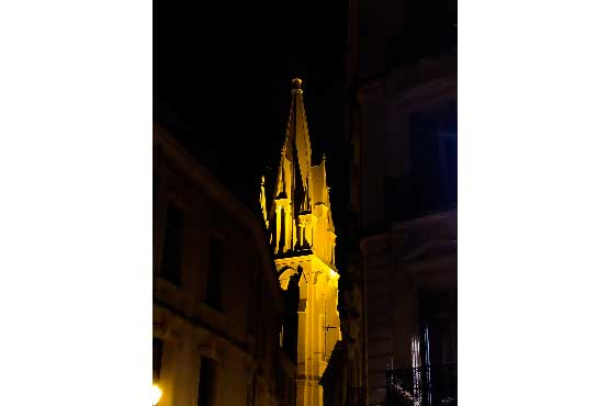 Photos-photo urbaine-Montpellier-Eglise Sainte Anne-nocturne - de nuit