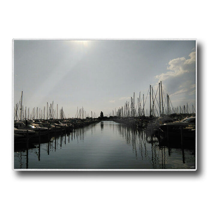 Set de table plastifié avec photo du port de la grande motte au crépuscule